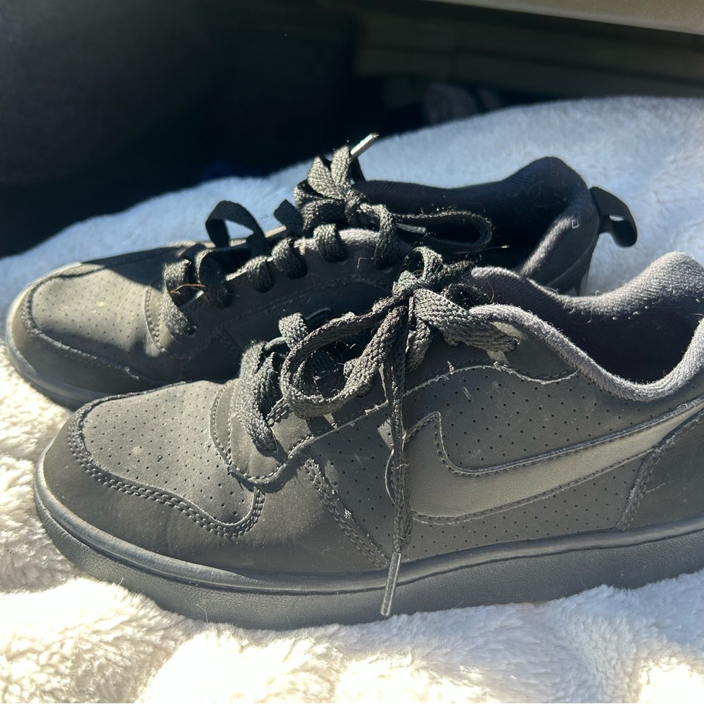 Black Nikes